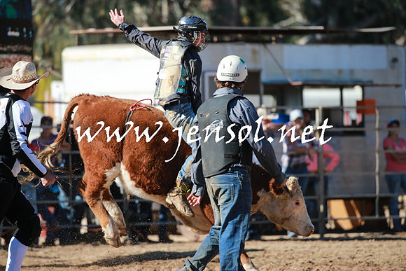 TumutRodeo2016Two_3296