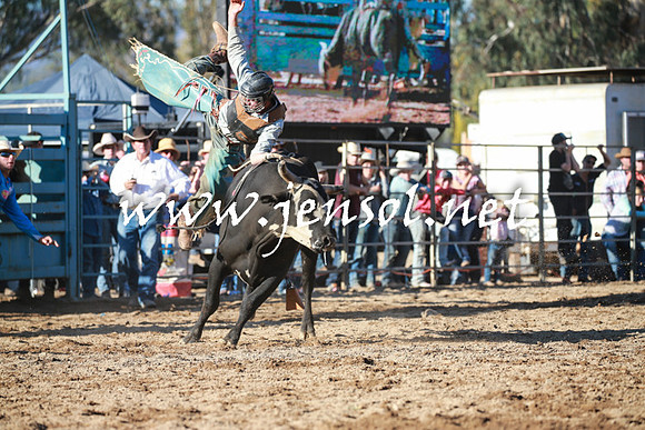 TumutRodeo2016Two_3969