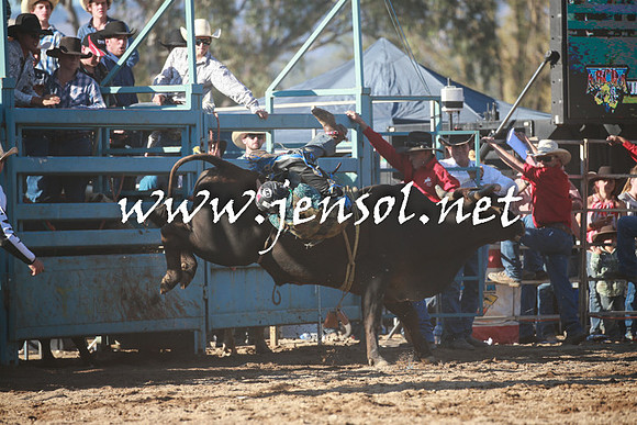 TumutRodeo2016Two_4034