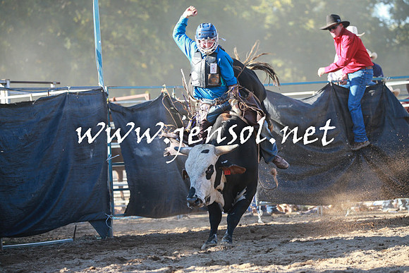 TumutRodeo2016Two_4006