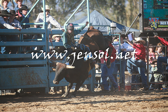TumutRodeo2016Two_4036