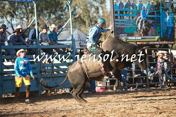 TumutRodeo2016Two_4179