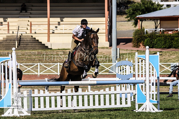 Fri_Showjumping764