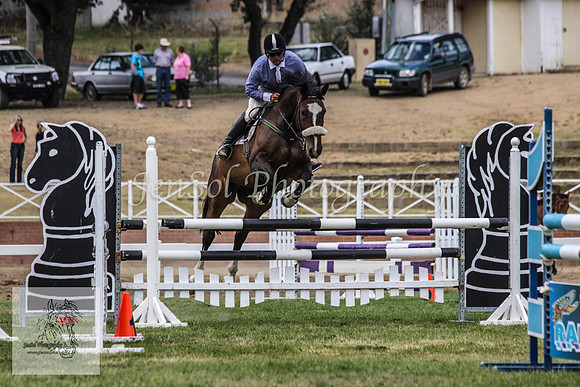 Fri_Showjumping684