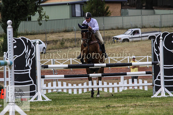 Fri_Showjumping711