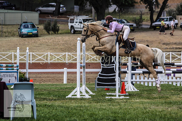 Fri_Showjumping691