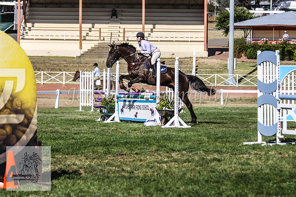 Fri_Showjumping773