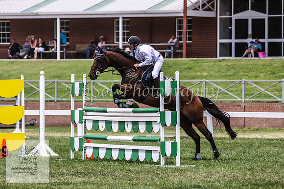 Fri_Showjumping630