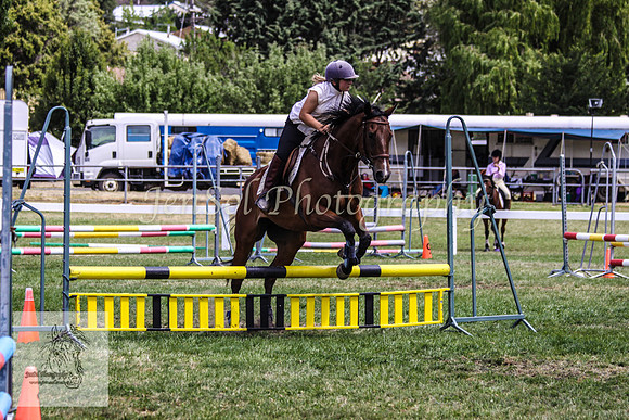 Fri_Showjumping660