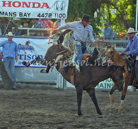 MoruyaRodeo2013Two_0291_edited-1