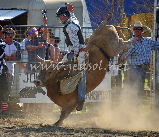 MoruyaRodeo2013One_0854_edited-1