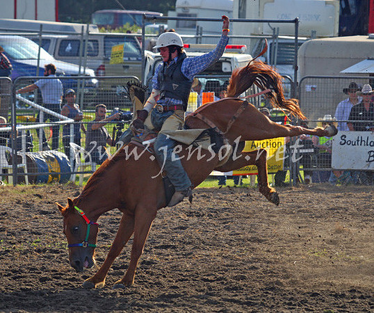 MoruyaRodeo2013One_1078_edited-1