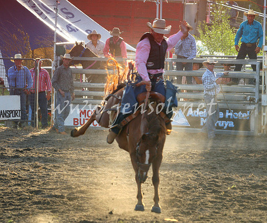 MoruyaRodeo2013Two_0217_edited-1