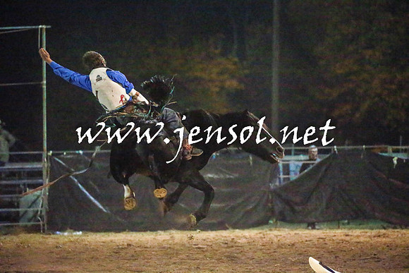 TumutRodeo2016Three_7294