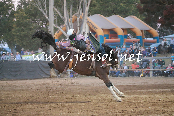 TumutRodeo2016Two_5436