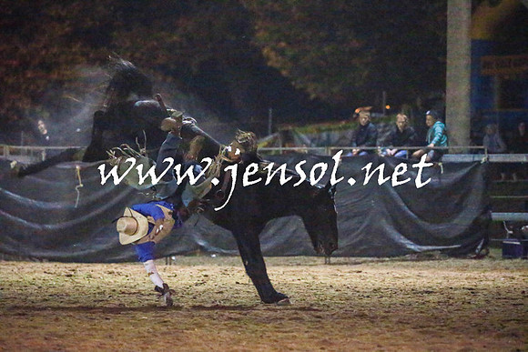 TumutRodeo2016Three_7326