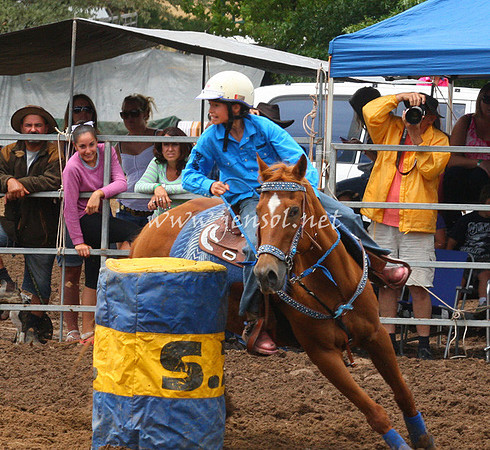 TaralgaRodeo2013One_0136_edited-1