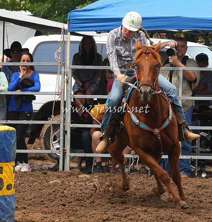 TaralgaRodeo2013One_0087_edited-1