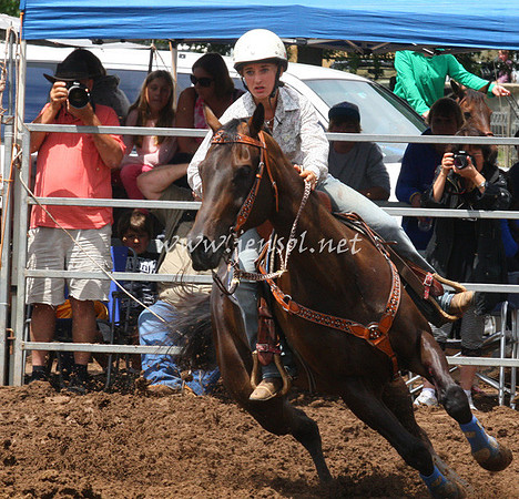 TaralgaRodeo2013One_0253_edited-1