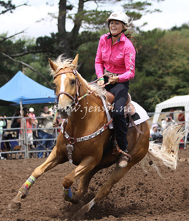 TaralgaRodeo2013KJS_0143_edited-1