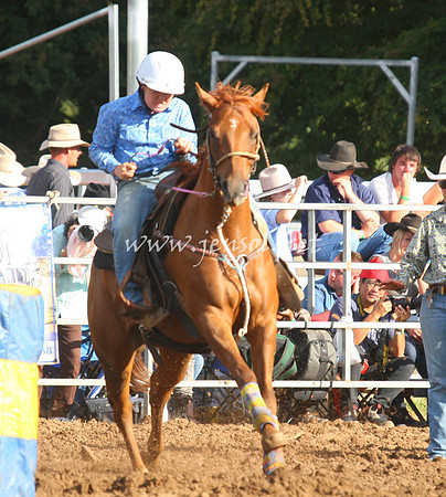 TaralgaRodeo2013One_0909_edited-1