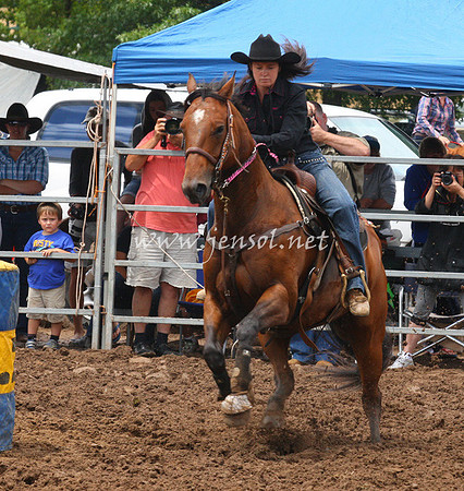 TaralgaRodeo2013One_0214_edited-1