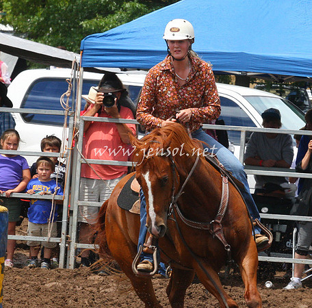 TaralgaRodeo2013One_0271_edited-1