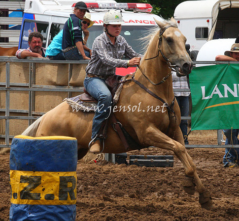 TaralgaRodeo2013One_0194_edited-1