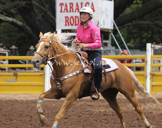 TaralgaRodeo2013KJS_0140_edited-1