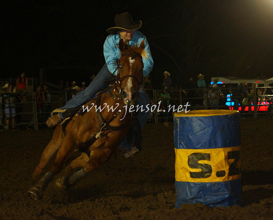 TaralgaRodeo2013Two_0331_edited-1