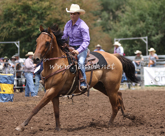 TaralgaRodeo2013KJS_0102_edited-1
