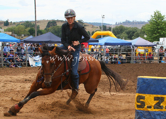 TaralgaRodeo2013One_0096_edited-1