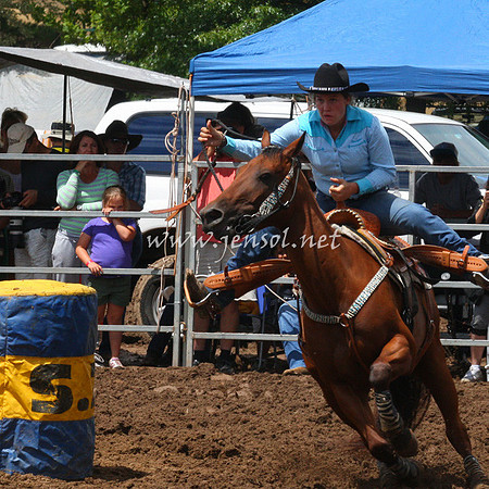 TaralgaRodeo2013One_0284_edited-1