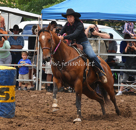 TaralgaRodeo2013One_0215_edited-1