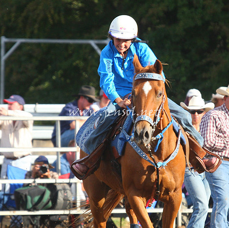 TaralgaRodeo2013One_0929_edited-1
