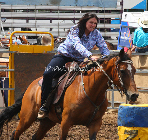 TaralgaRodeo2013One_0270_edited-1