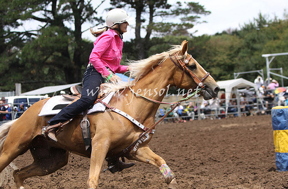 TaralgaRodeo2013KJS_0144_edited-1