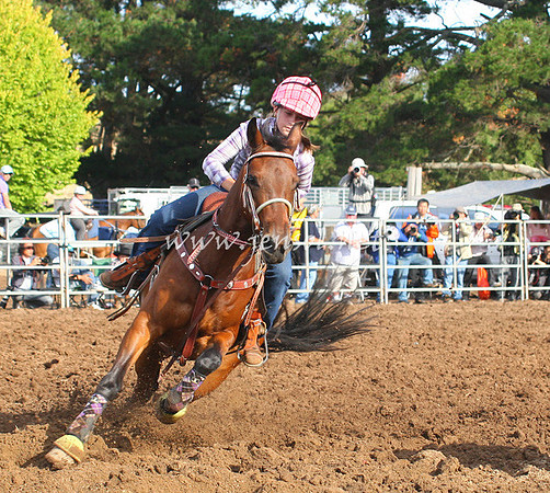 TaralgaRodeo2013One_0897_edited-1
