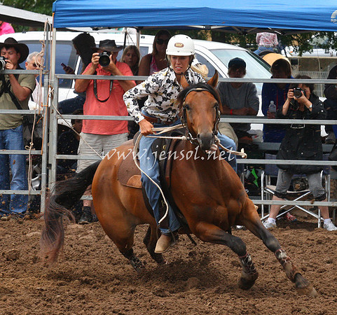 TaralgaRodeo2013One_0156_edited-1