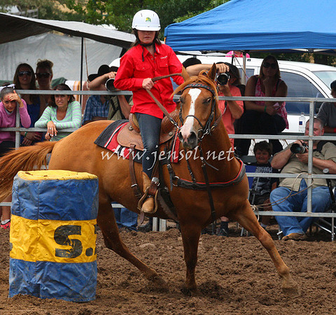 TaralgaRodeo2013One_0150_edited-1
