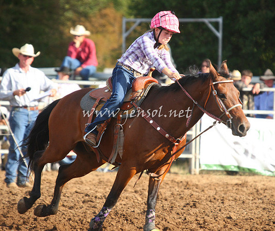 TaralgaRodeo2013One_0892_edited-1