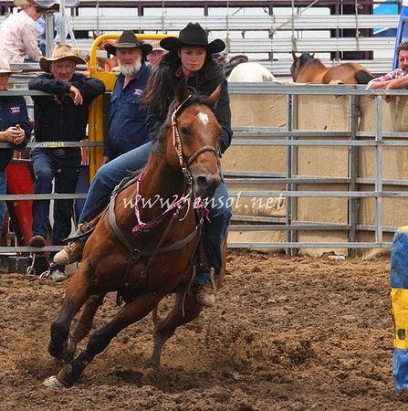 TaralgaRodeo2013One_0222_edited-1