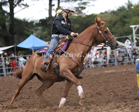 TaralgaRodeo2013KJS_0149_edited-1