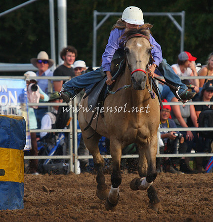 TaralgaRodeo2013One_0956_edited-1