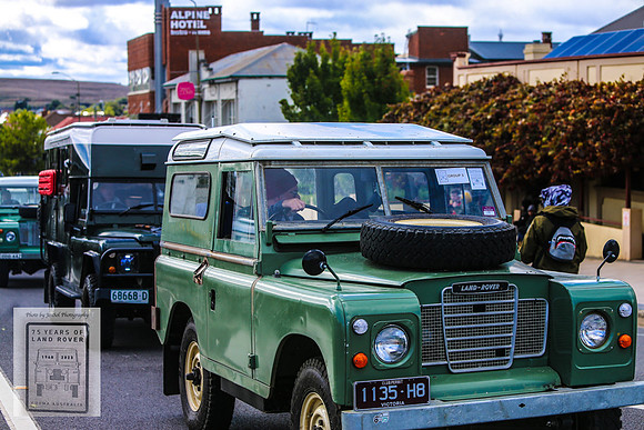 75thAnniversaryLandRover_0407