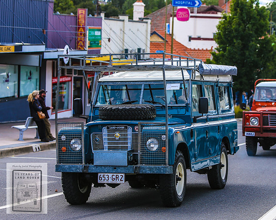75thAnniversaryLandRover_0393