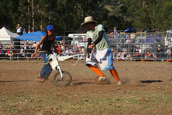 pictonrodeo2013one_0799