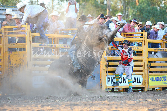 pictonrodeo2013two_0005