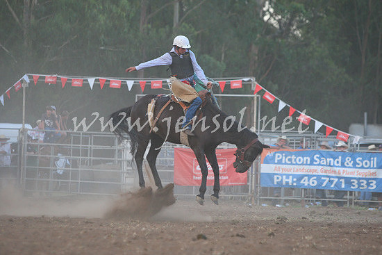 pictonrodeo2013two_0282