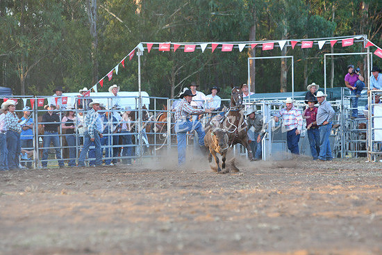 pictonrodeo2013two_0051